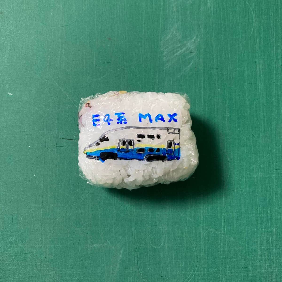 初期の作品、海岸真紀子さんのツイッター（@makikoumigishi）より