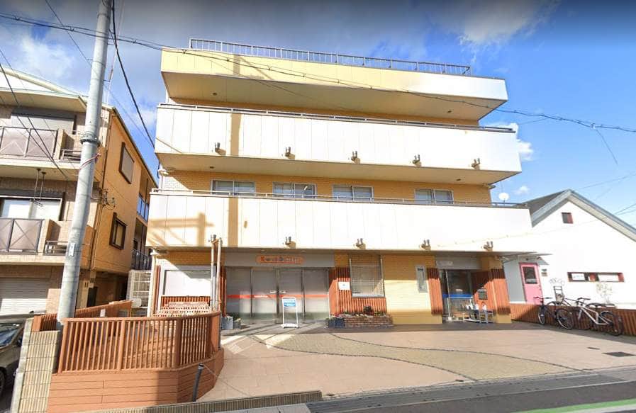 「京アニ＆Doショップ！」が入居するビル（Googleマップストリートビューより）