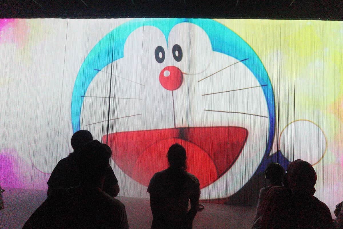 映像で日本の文化を紹介する「日本との出会い」では、ドラえもんの姿も