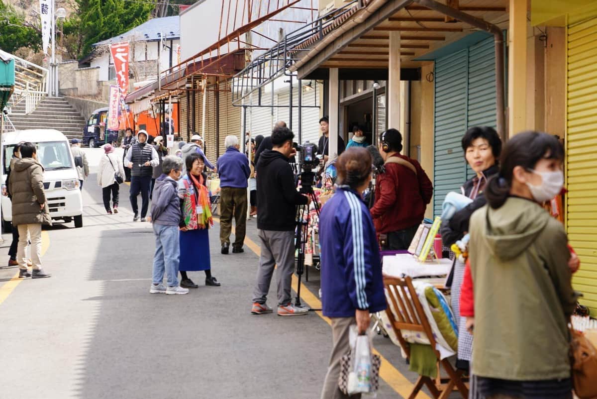 仲見世通りで開かれた「えんむすびマルシェ」（写真は「釜石大観音仲見世リノベーションプロジェクト」Facebookページより）