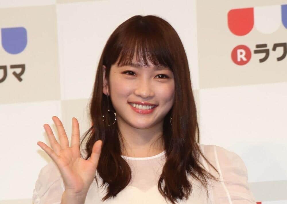 カムカム、川栄李奈の英語ナレーションは「未来のひなた」？　流暢＆カタコト演じ分けに視聴者注目