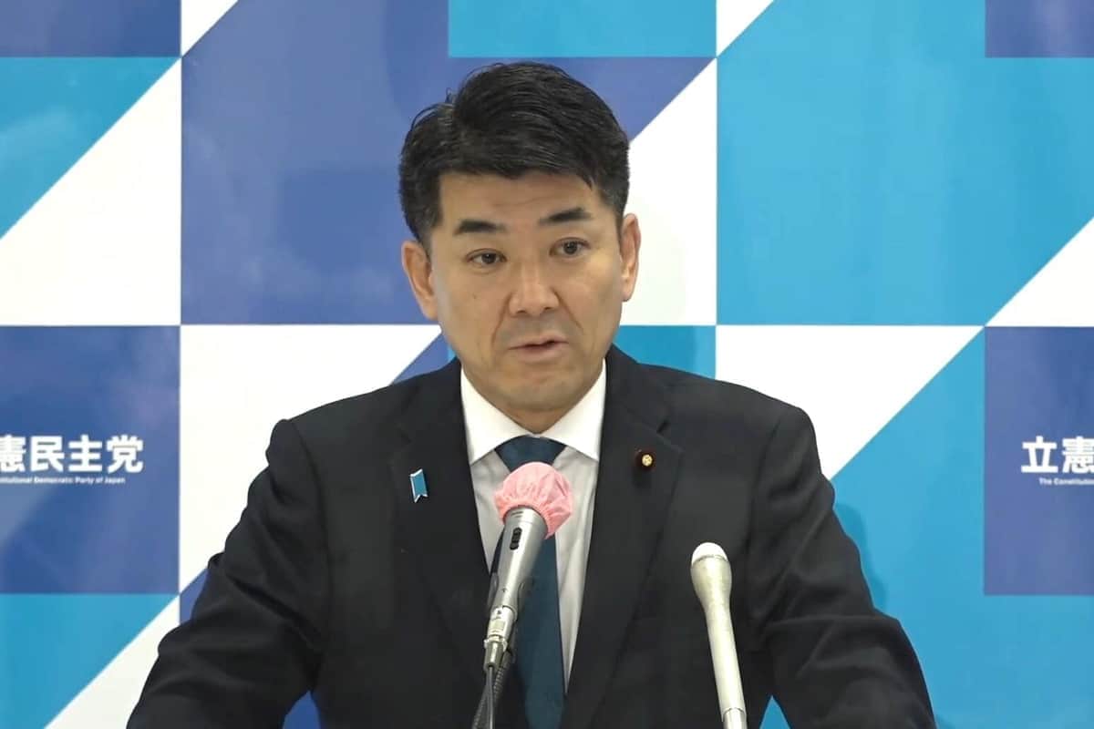 定例会見に臨む立憲民主党の泉健太代表（写真は立憲民主党配信の動画から）