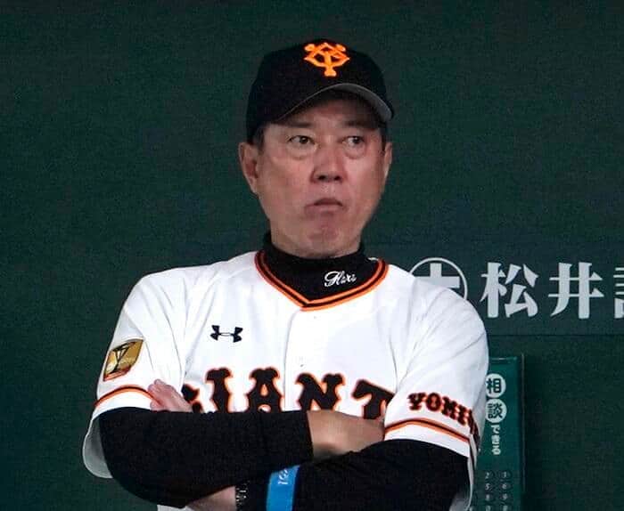 巨人ウォーカーが抱える「弱肩問題」　中継への送球も2バウンド...外野守備にフリーパスの懸念