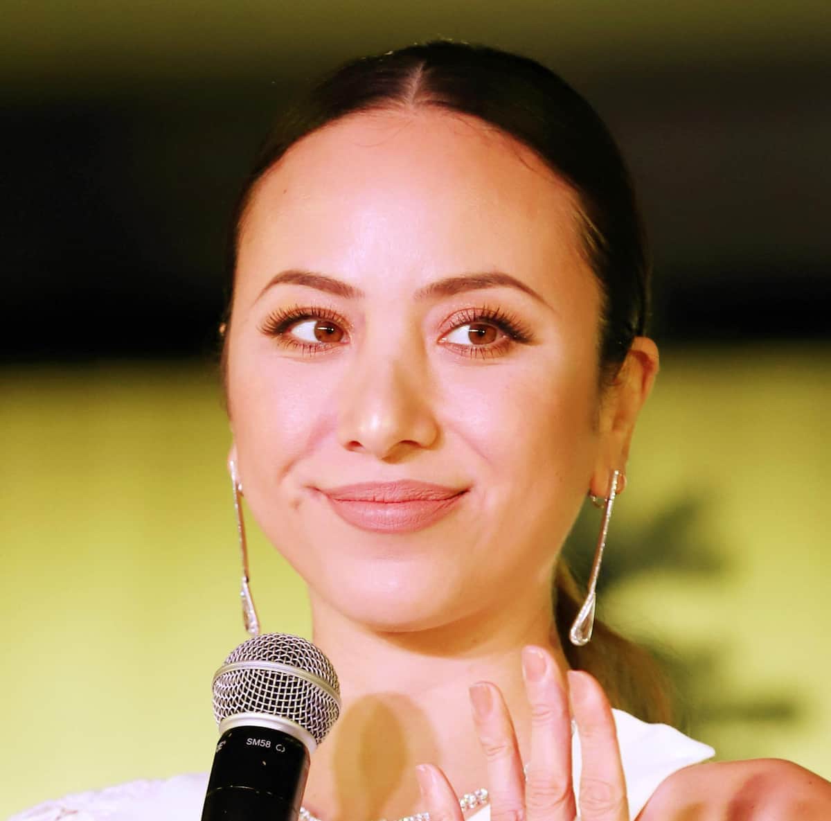 道端アンジェリカ、3歳＆1歳息子の「iPad卒業」明かす　以前は食事中に使用も...「もうYouTube見せない」