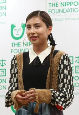 ラブリ、髪をばっさりカット　「今思えば全然ロング似合ってなかった」「やはり私はボブでした」