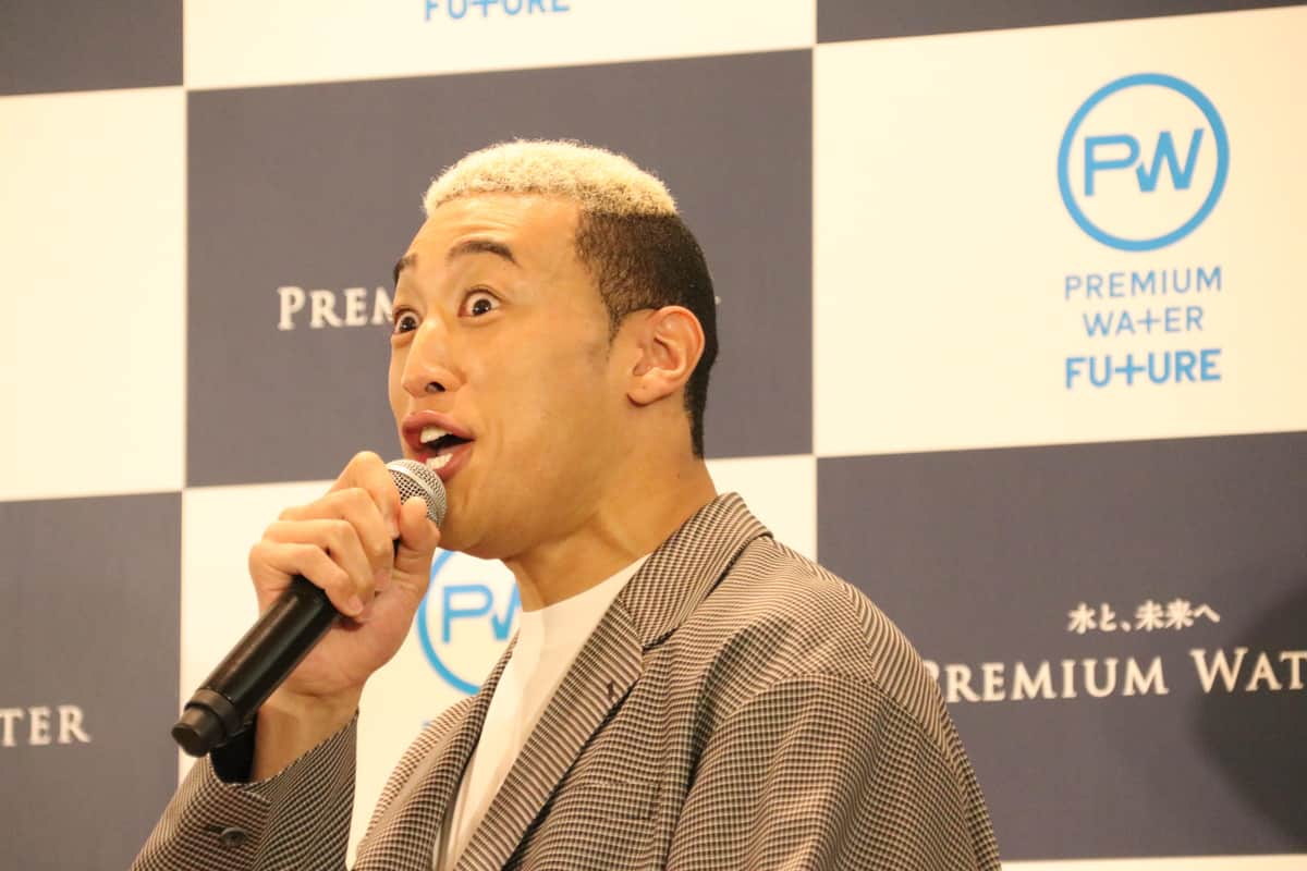 試飲で関口さんは「ウメンディー！」とシャウト