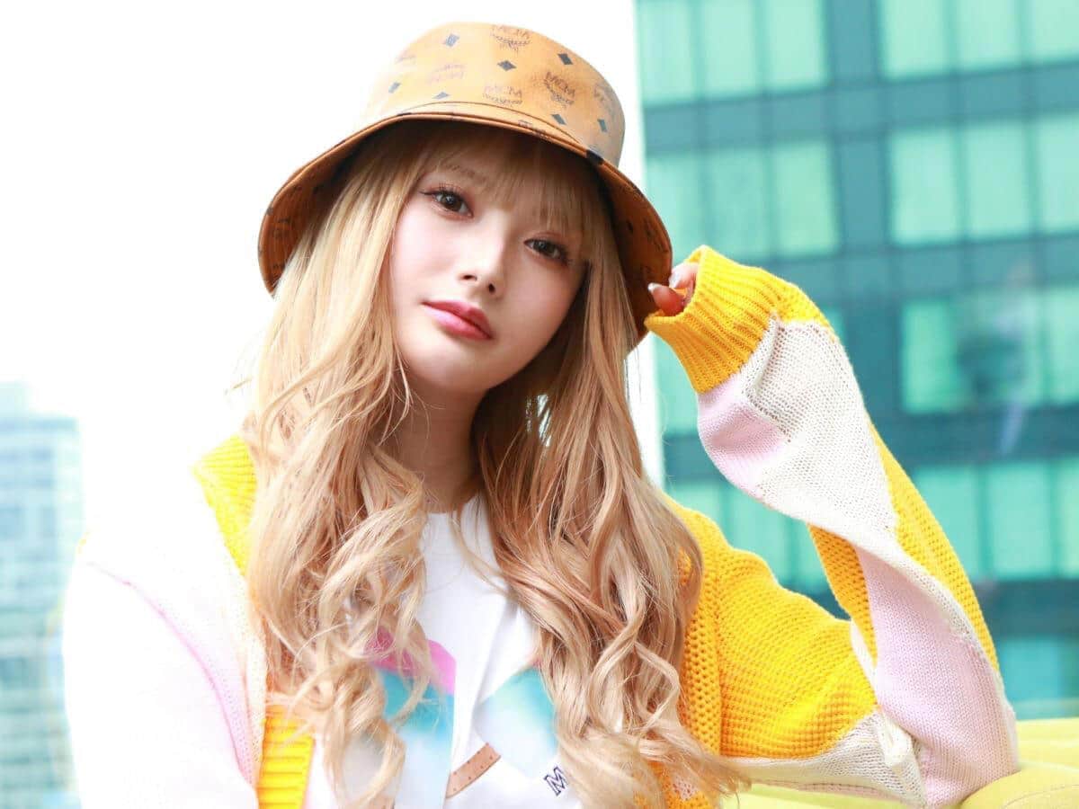 浜崎あゆみとは「まだお会いしたことなくて...」　話題ドラマ「M」主演から2年、歌手・安斉かれんの現在地