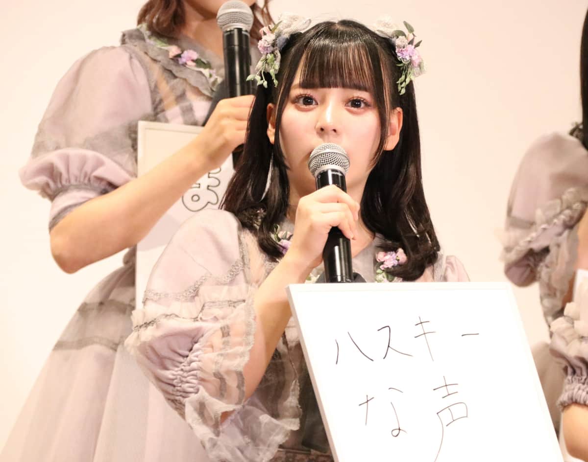 齋藤なぎささんはハスキーな声を「愛されコンプレックス」に挙げる