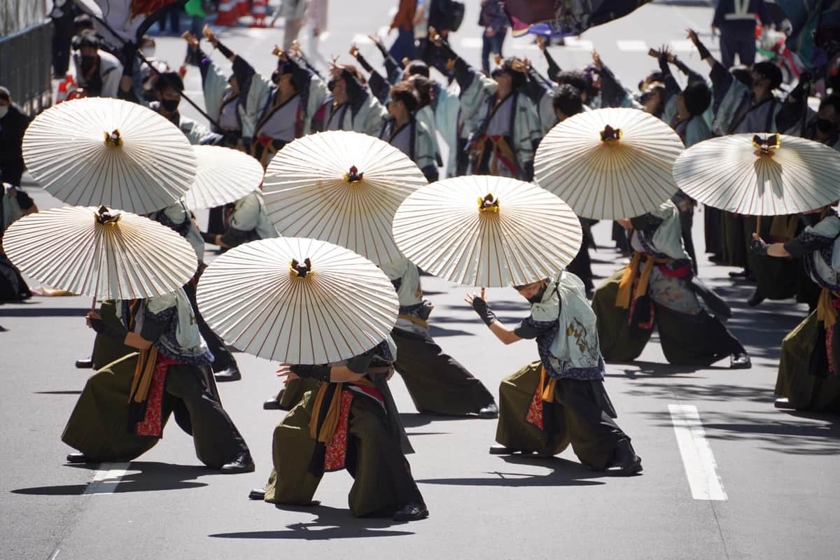 今回のパフォーマンスは、北海道の開拓が大きく進んだ明治時代をイメージ