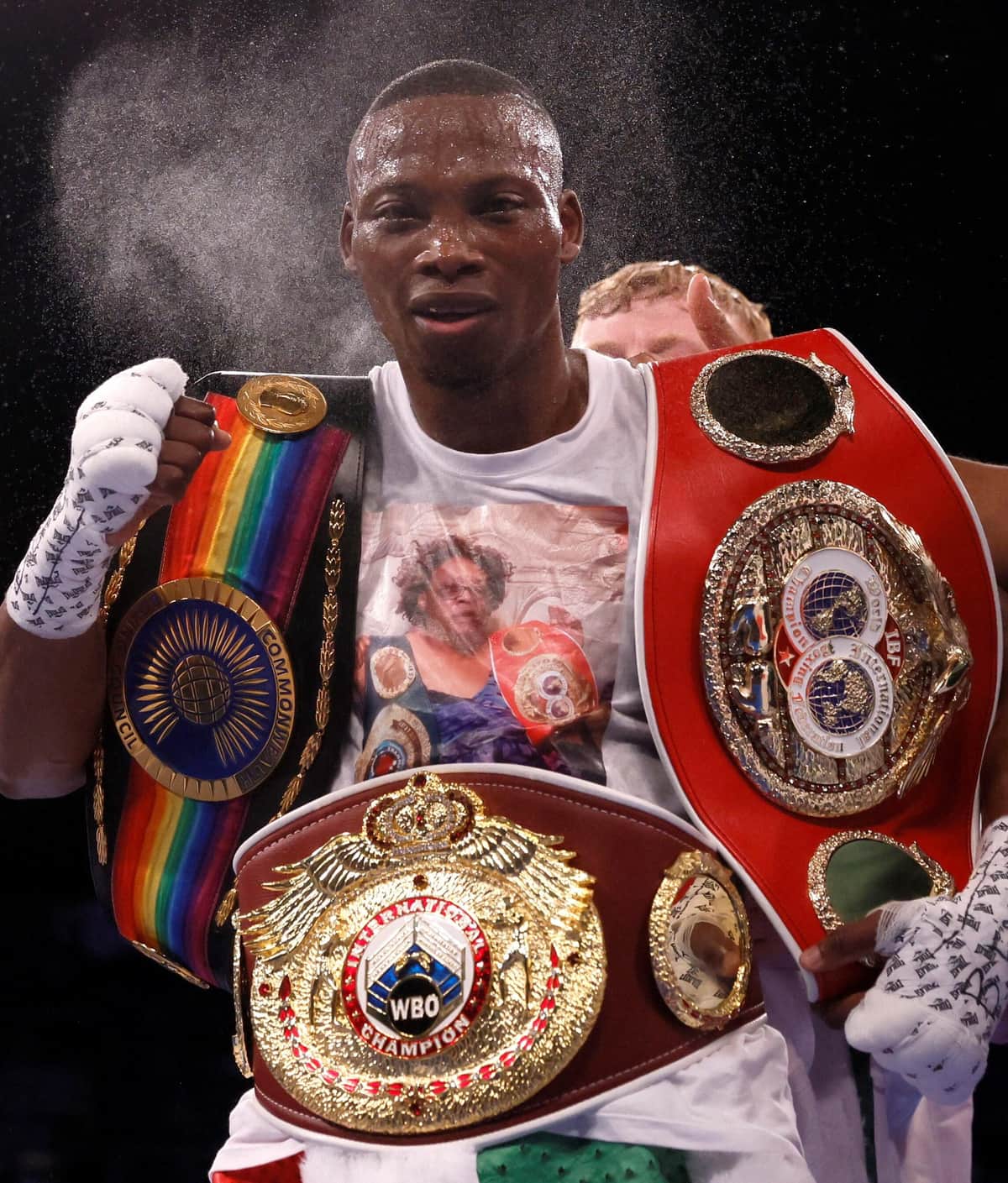 元王者テテ、WBA&IBF王者挑発も...米メディア悲観　アフマダリエフは「統一戦の方がより得るものがある」