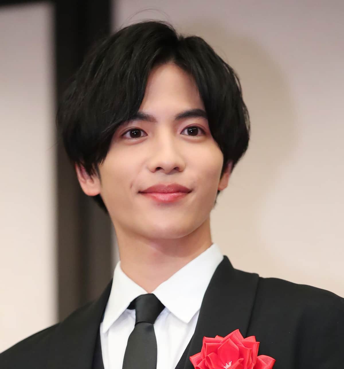 志尊淳がプリクラを撮った結果...　「盛れすぎて最高」完成写真に26万いいねの大反響