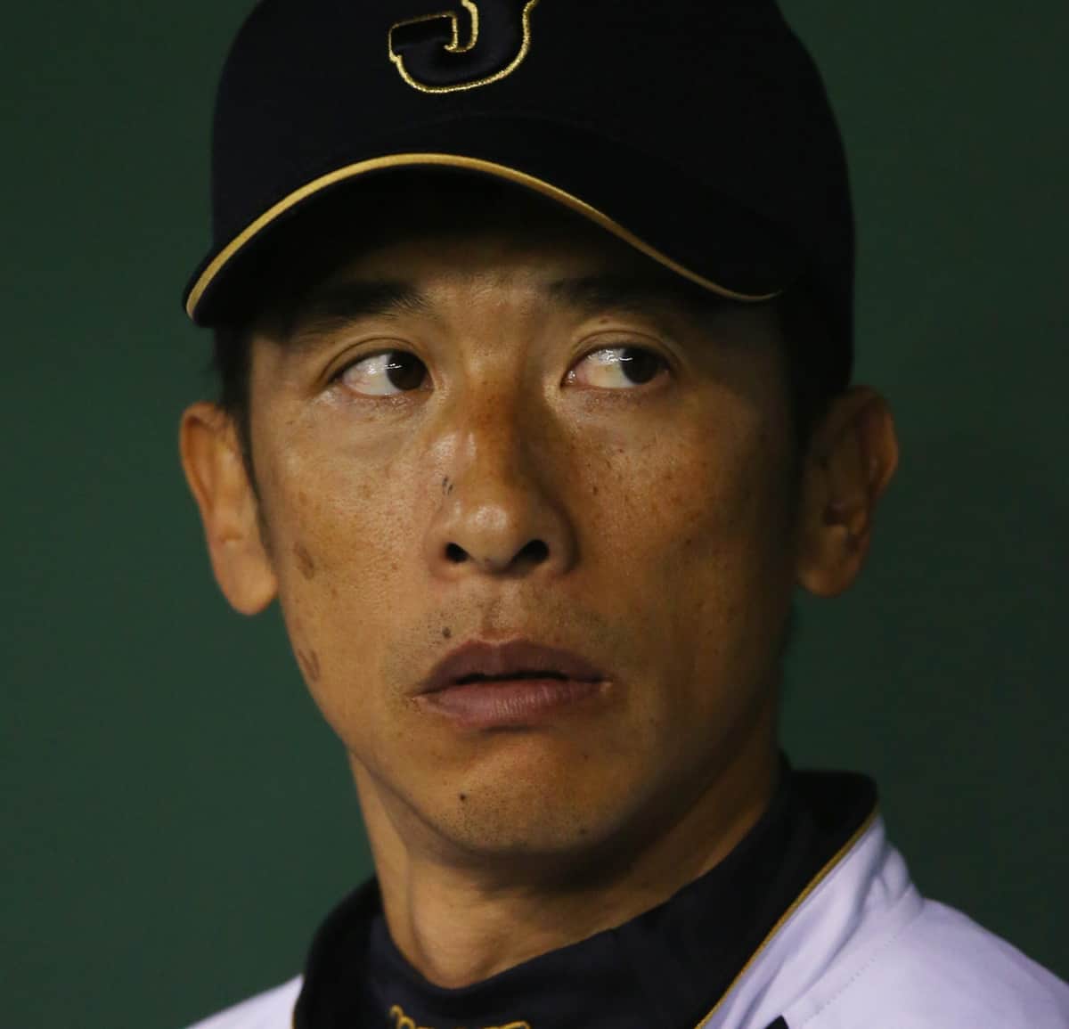 阪神の守備は「プロとしてお恥ずかしい」　失策連発で4位転落...OB苦言「あまりにもミスが多い」