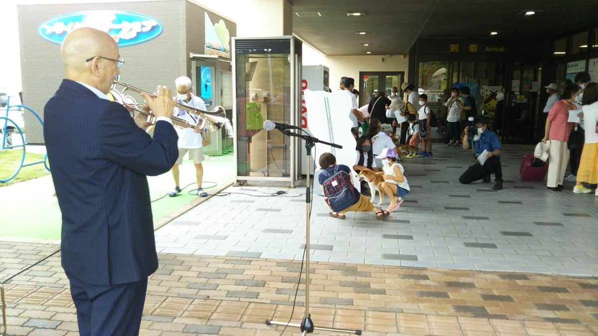 山口県萩市の田中文夫市長も柴犬とお出迎え