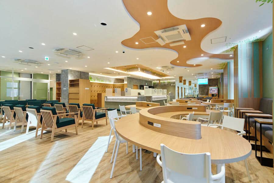 東京・新宿にある献血ルーム（写真提供：日本赤十字社）