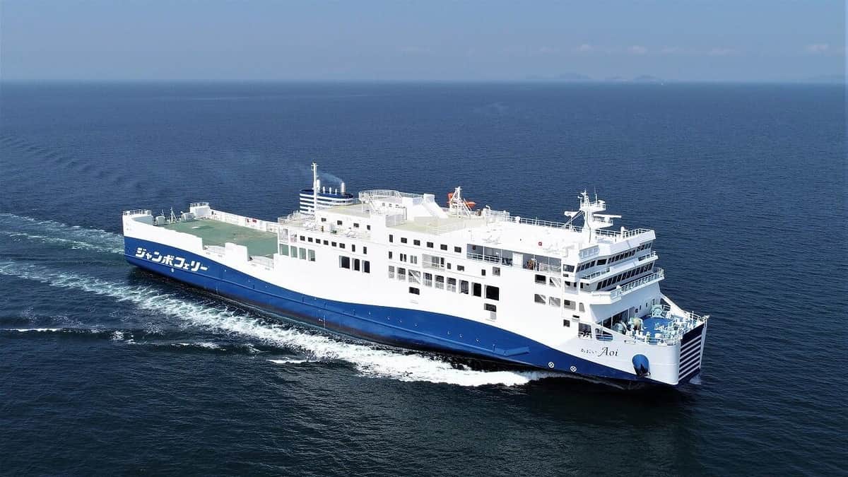 新船「あおい」（5200総トン型カーフェリー）
