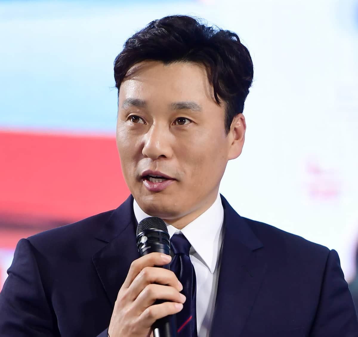 元巨人イ・スンヨプ氏、韓国リーグで監督就任へ　新人監督「歴代最高待遇」物語る期待感...地元報道