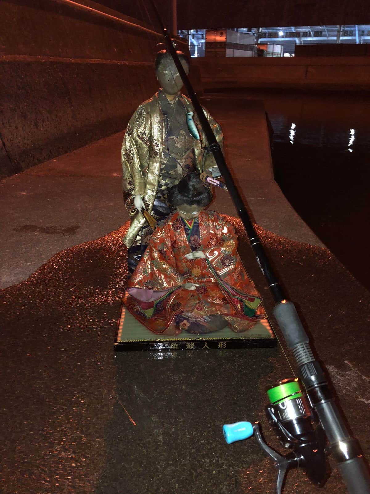 「琉球人形」と書かれた人形（すずさん提供）