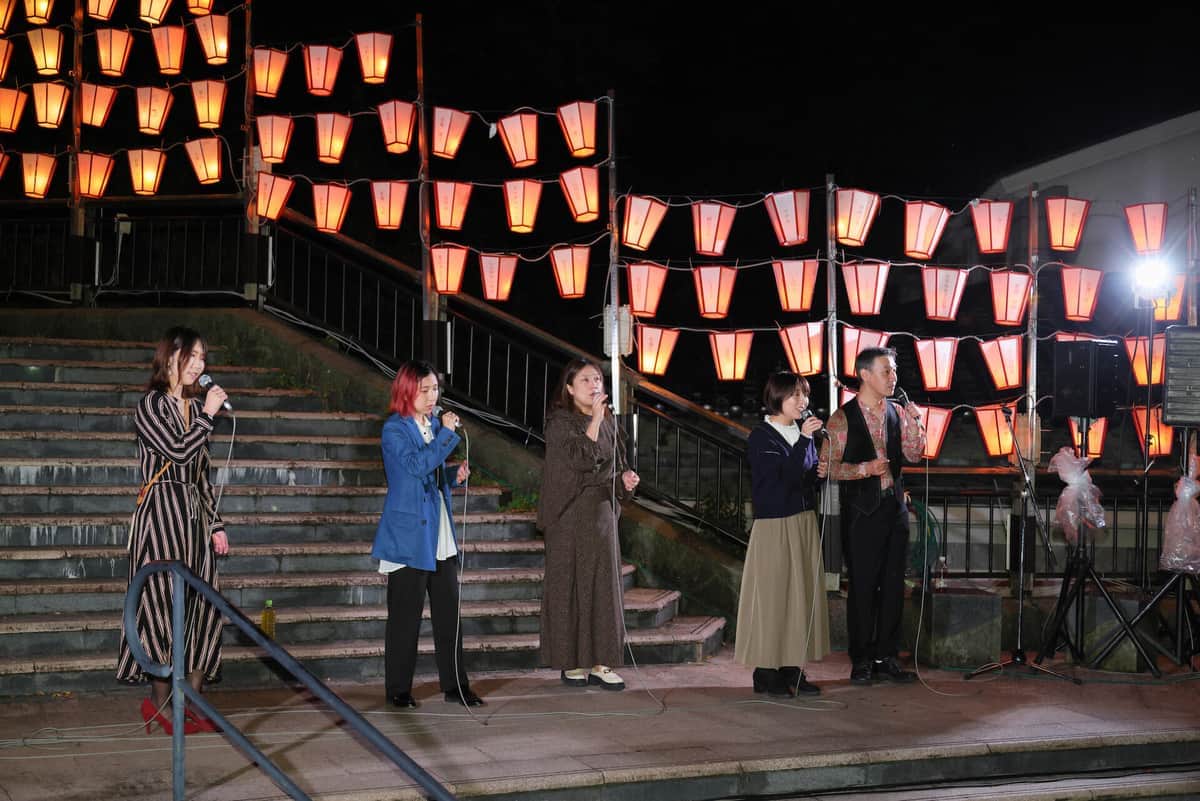 湯涌ぼんぼり祭りの様子（山下さん提供）