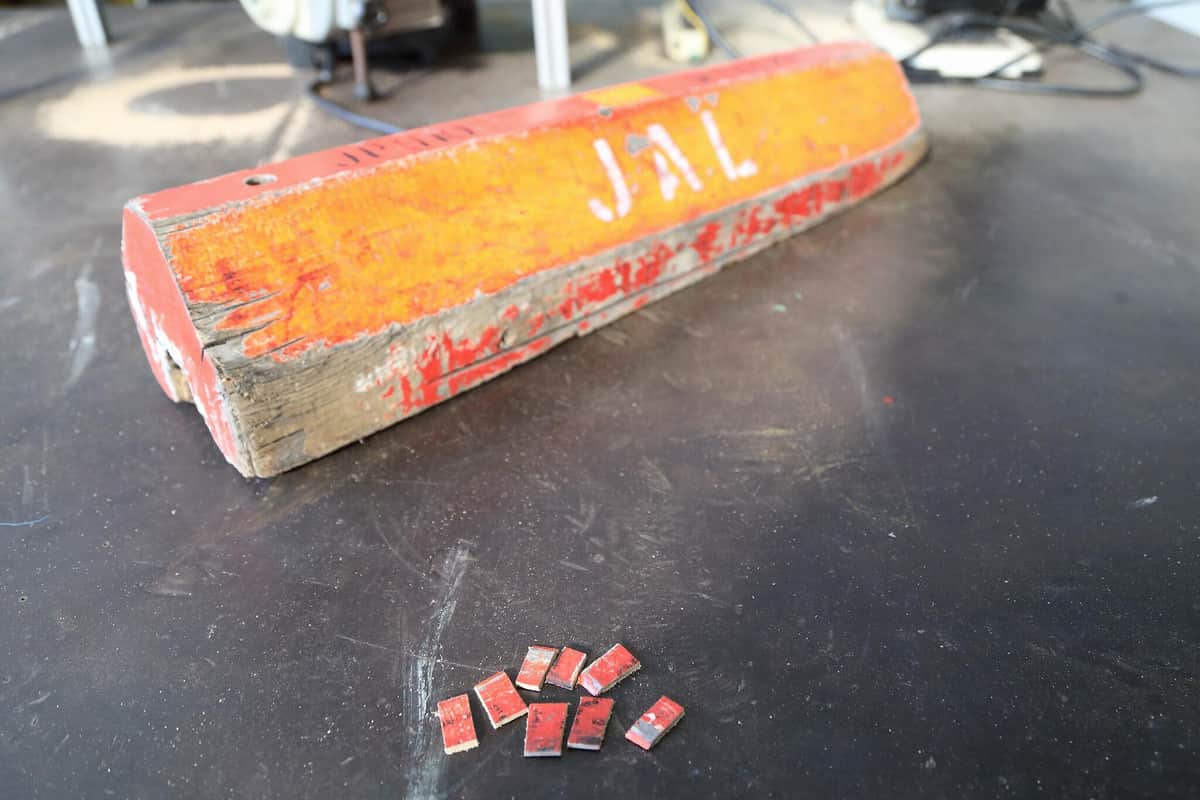 チップ状の切り出されたチョークが「御内符」としてお守りに使われる