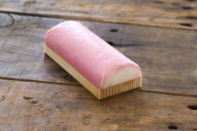 「意外と知らなかった！」かまぼこのはがし方　紀文紹介のテクニックに反響...実践時のコツも伝授