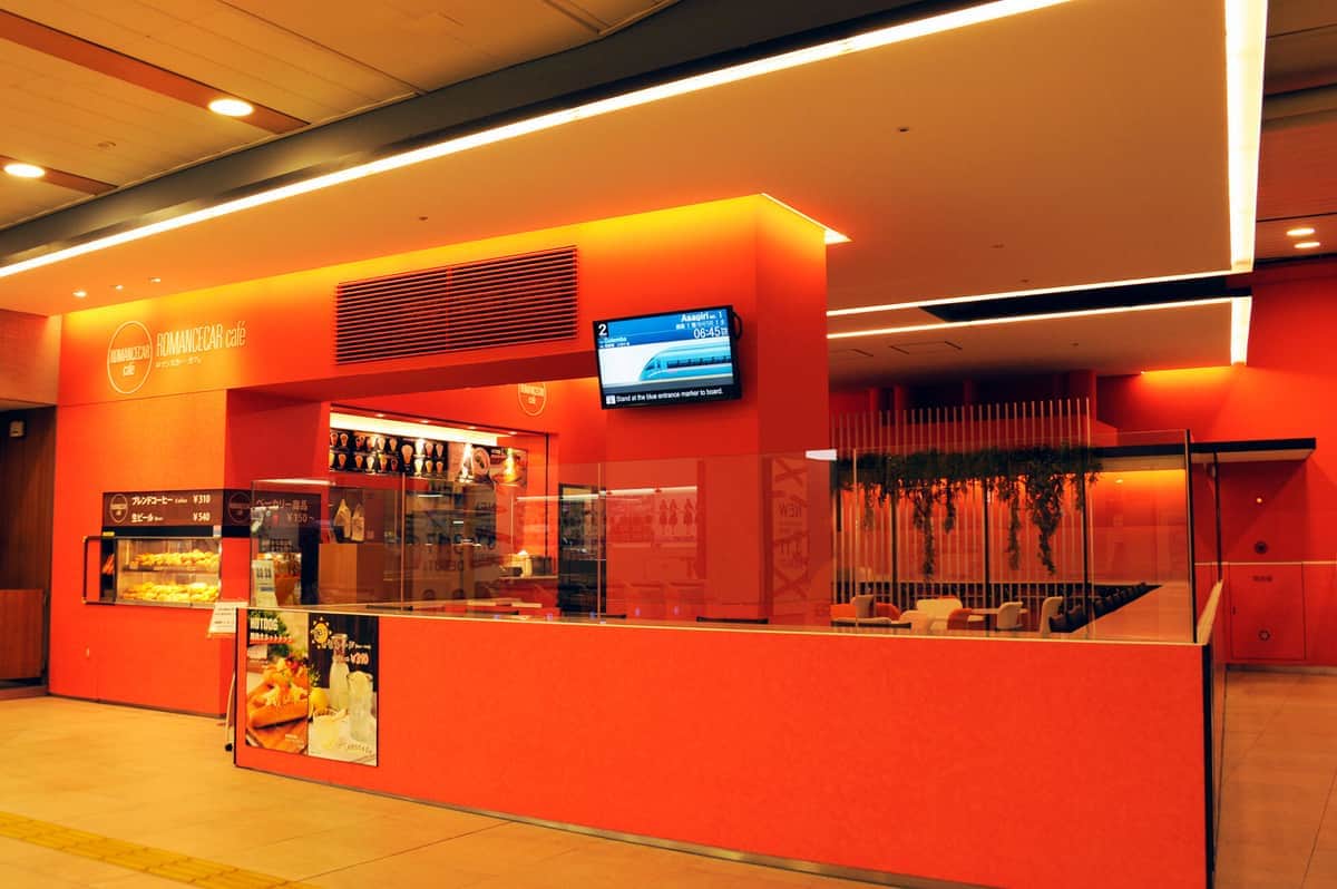 小田急線新宿駅「ロマンスカーカフェ」2月閉店へ　再開発に伴う駅改良工事で...運営「お客様に厚く御礼」