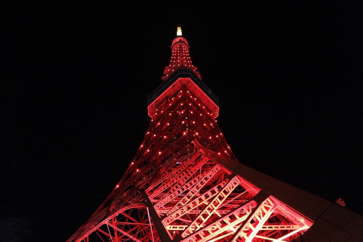 東京タワーが5年連続「春節色」に染まる　点灯式「直前告知」が奏功？反中デモ街宣車は大幅減