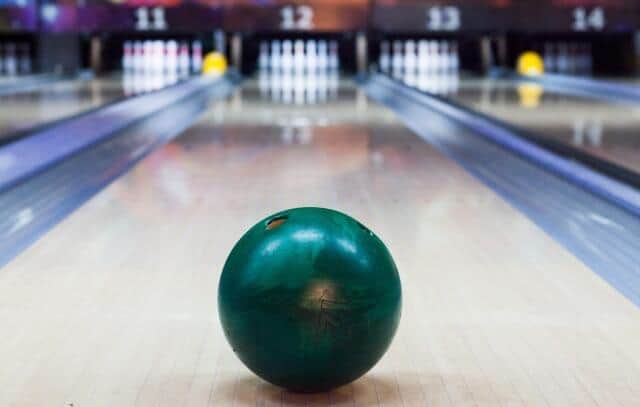 「違う！そうじゃない！！」ボウリング中にまさかの叱責　Twitterでも話題「教え魔の弊害」とは