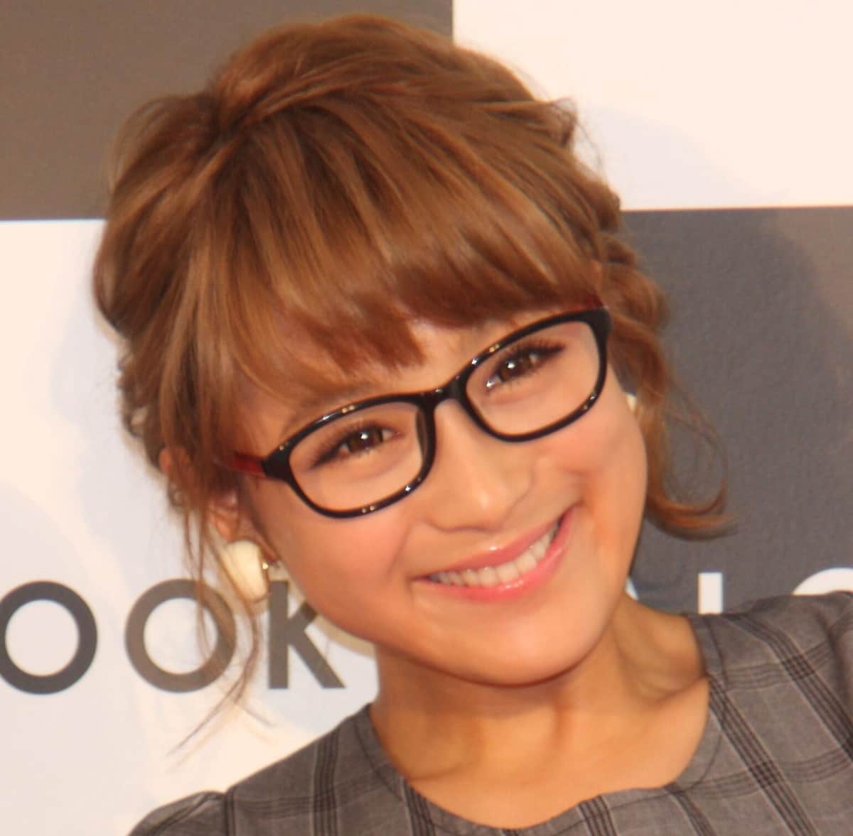 「妊活頑張ってるって聞いてたし...」鈴木奈々の離婚に視聴者衝撃　過去「お子さん授かる」占いに涙