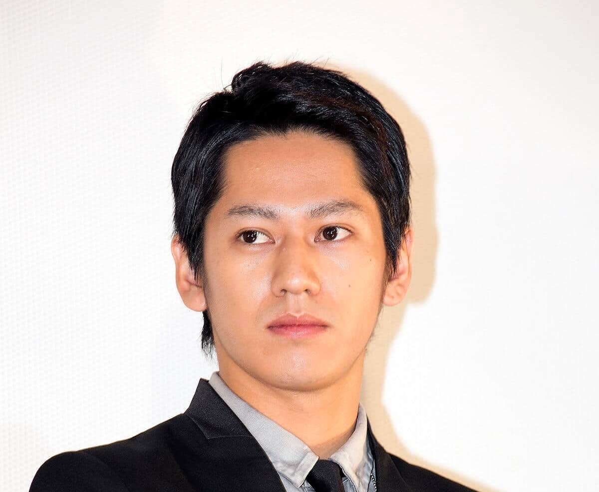 永山絢斗逮捕の「東リベ2」公開へ...延期「緊急取調室」と何が違う？　識者が指摘する2つの要因