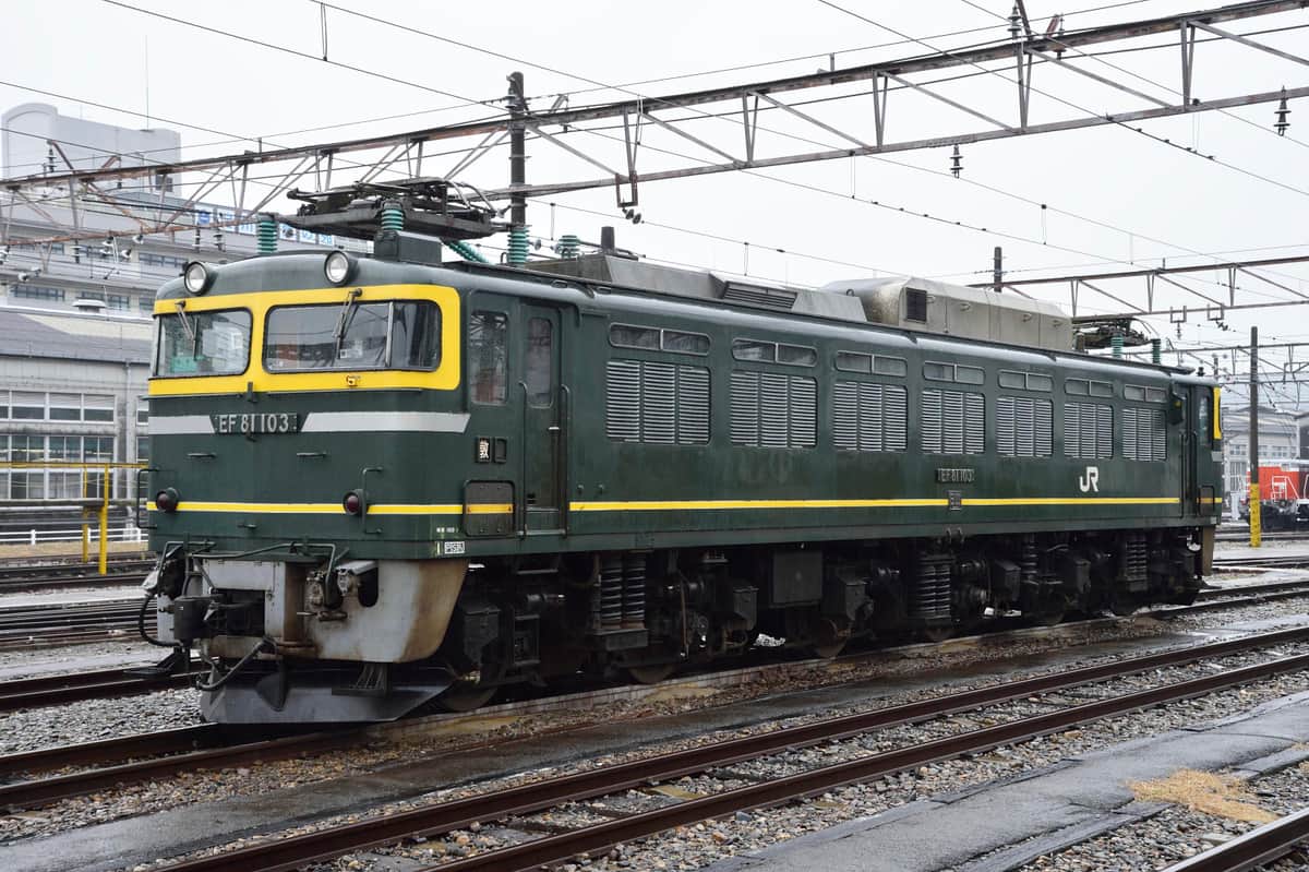 展示されているEF81形の電気機関車（写真は、京都鉄道博物館提供）