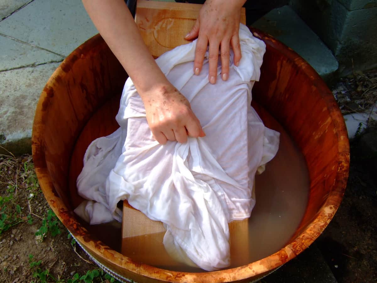 洗濯板、「溝に擦り付け」実は間違い？ 専門家に聞いた使い方＆現在の進化