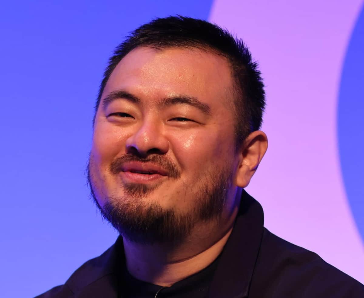 鳥羽周作氏の近影が「かなり痩せてる」　広末涼子との不倫報道3か月...顔出しにネット注目「元気そう」