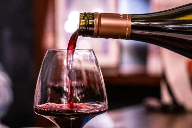 「ボージョレ・ヌーボー」余ったらどうなるの　サントリー、メルシャン、アサヒビールの回答は