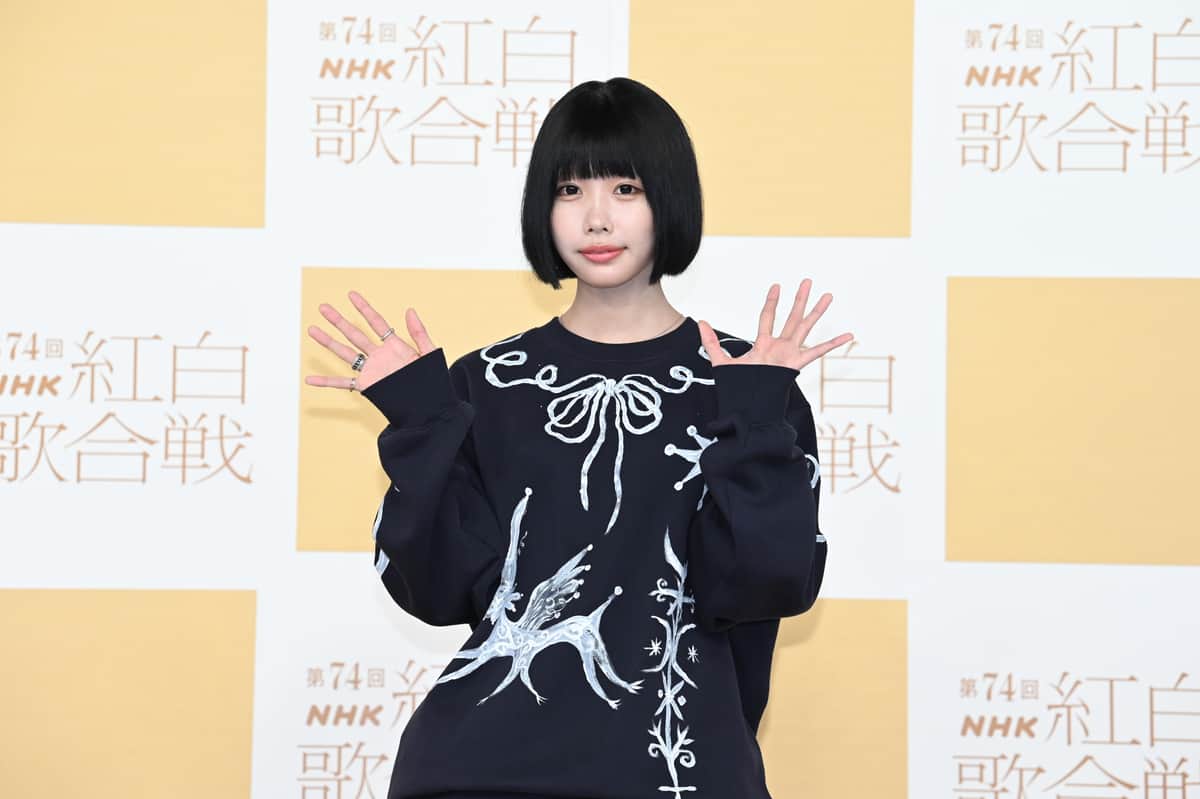 「マジで演出が神」橋本環奈＆あのちゃん、「伝説の決めポーズ」再現にネット驚愕　「ここが今回の紅白のハイライト」
