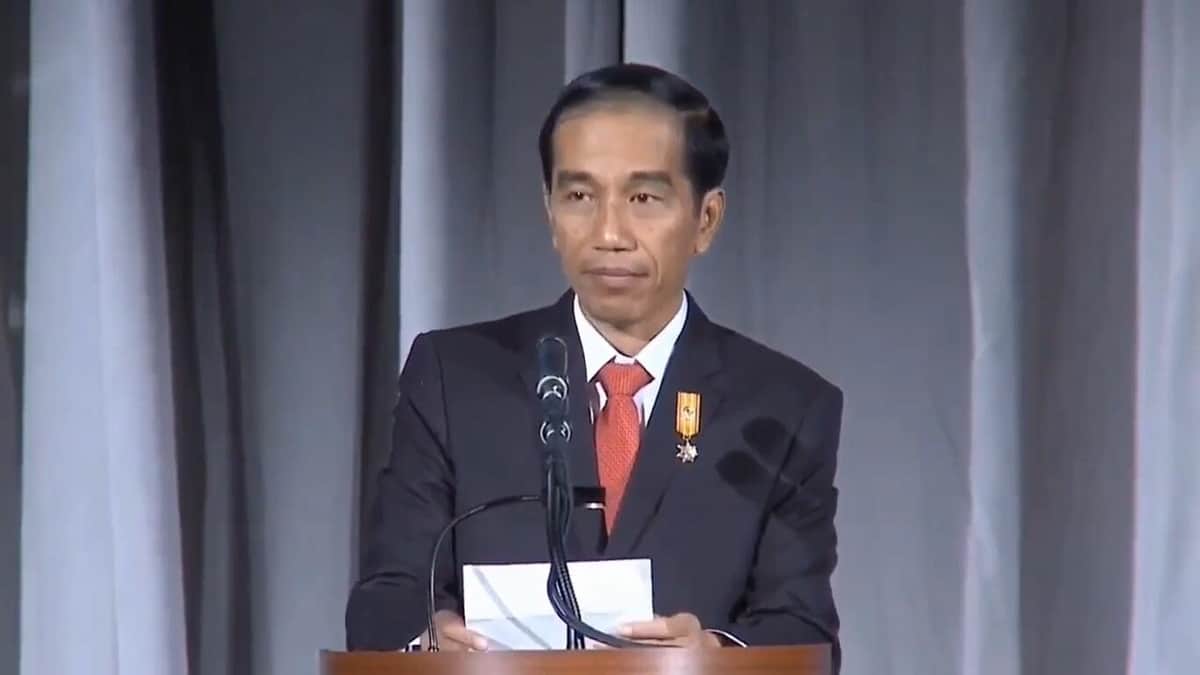 インドネシアで拡散された動画。英語のスピーチ動画に中国語の音声をかぶせてある