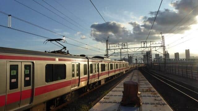 「京葉線快速」急転直下の存続　自治体の首長が要請、鉄道ライターも驚く「この段階で変更は...」