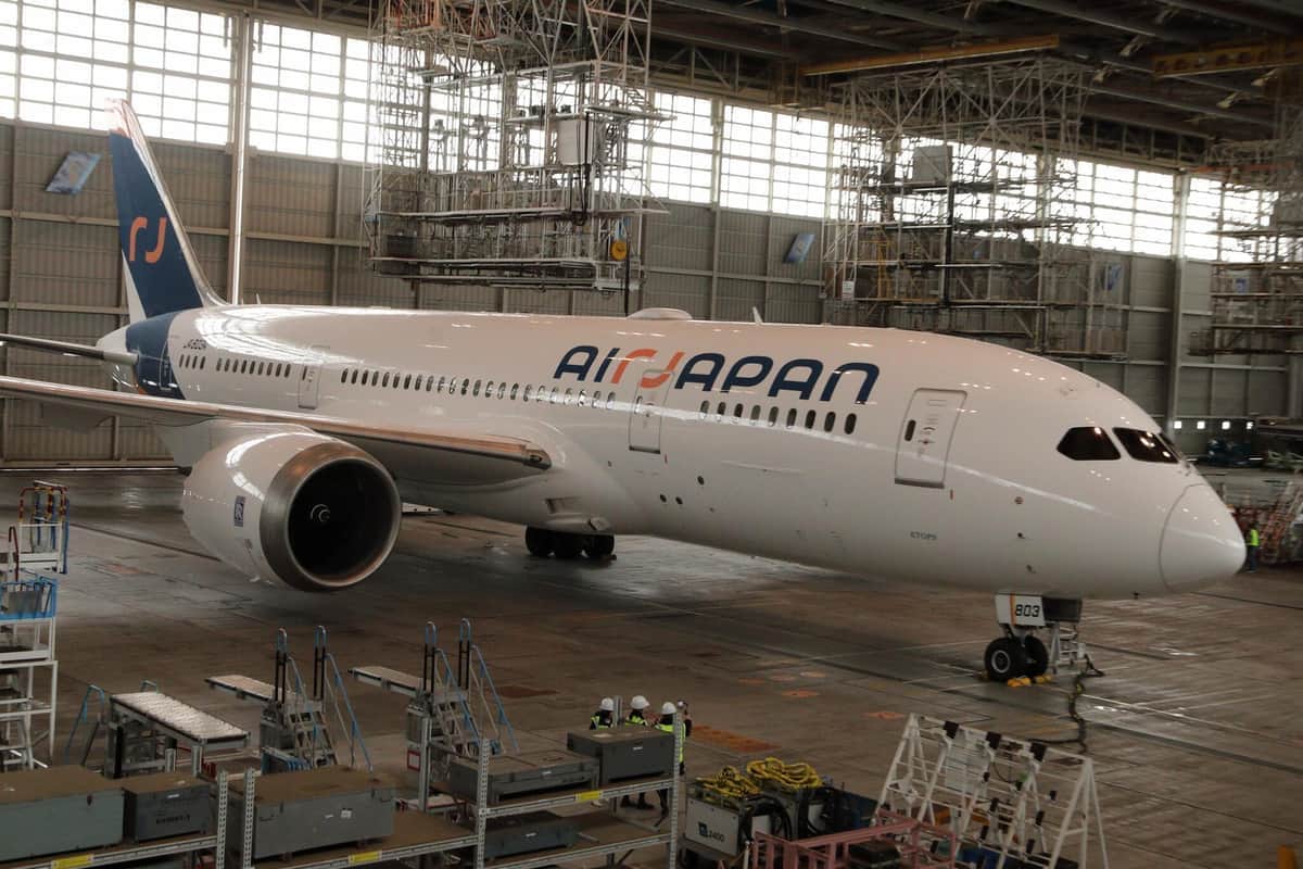 ANA「第3のブランド」の勝算　先行するJAL系ZIPAIRに「エッジ」で差別化なるか