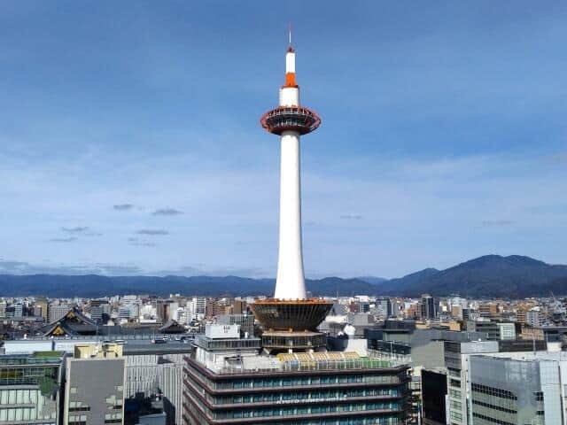 京都タワーが初の命名権契約　4月から「ニデック京都タワー」に、地元貢献・企業姿勢に共感