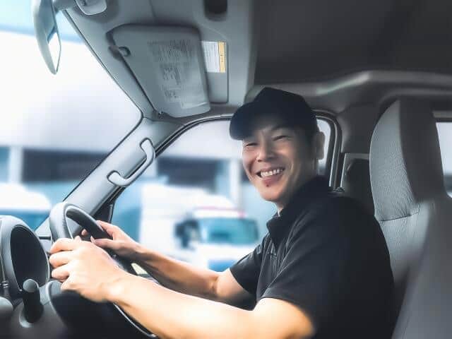 労働時間の規制はドライバーに笑顔をもたらしたか……？