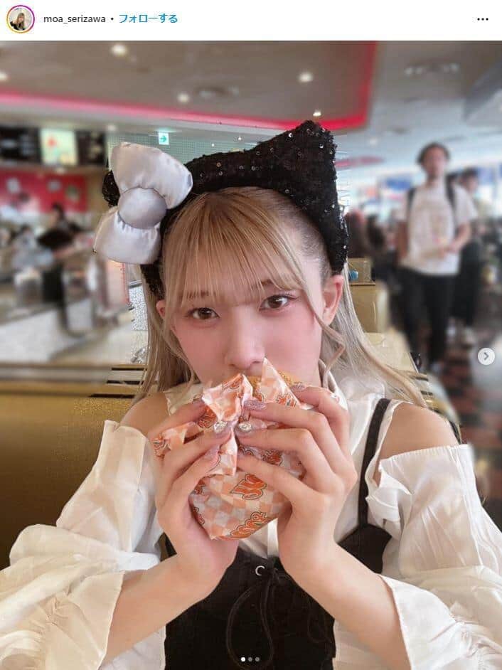 ゴマキ姪の18歳アイドル、金髪ハーフツインで「人生初ユニバ」満喫　「とんでもない可愛さ」「お人形さんみたい」
