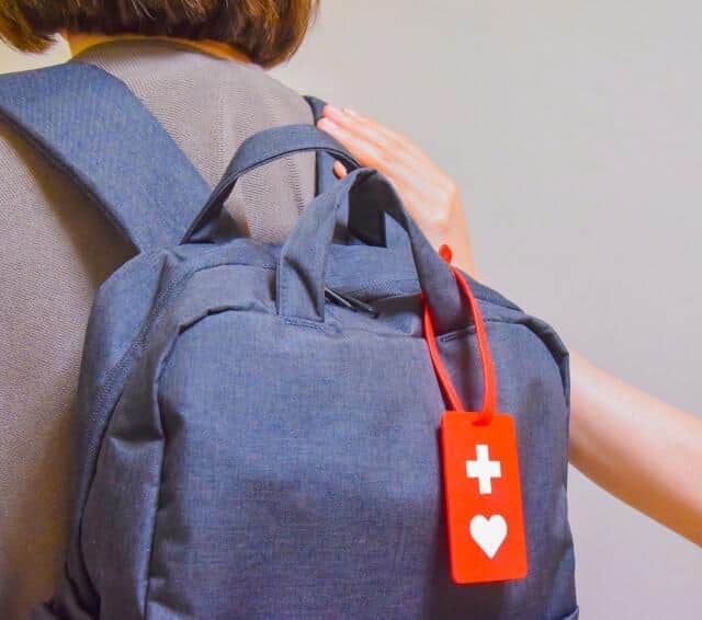 黄色いワッペンやヘルプマーク、フリマサイトで転売相次ぐ　関係団体やサイトはどう対策？ 