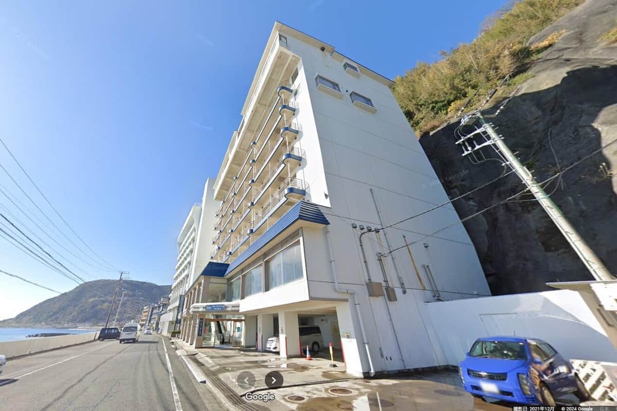 閉館後もXで発信続ける老舗ホテル　ネットで謎呼ぶ「紛失トラブルのエキスパート」エピソード