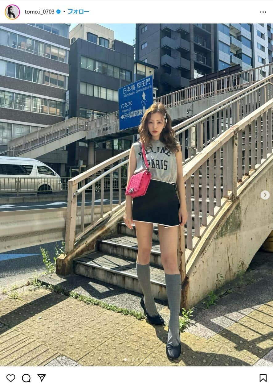 板野友美さんのインスタグラム（＠tomo.i_0703）より