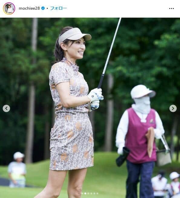 望月理恵さんのインスタグラム（＠mochiee28）より