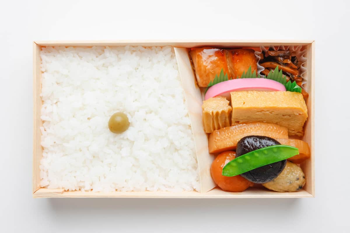 弁松の商品の1つ「白詰」（ナショナルデパートのプレスリリースから）