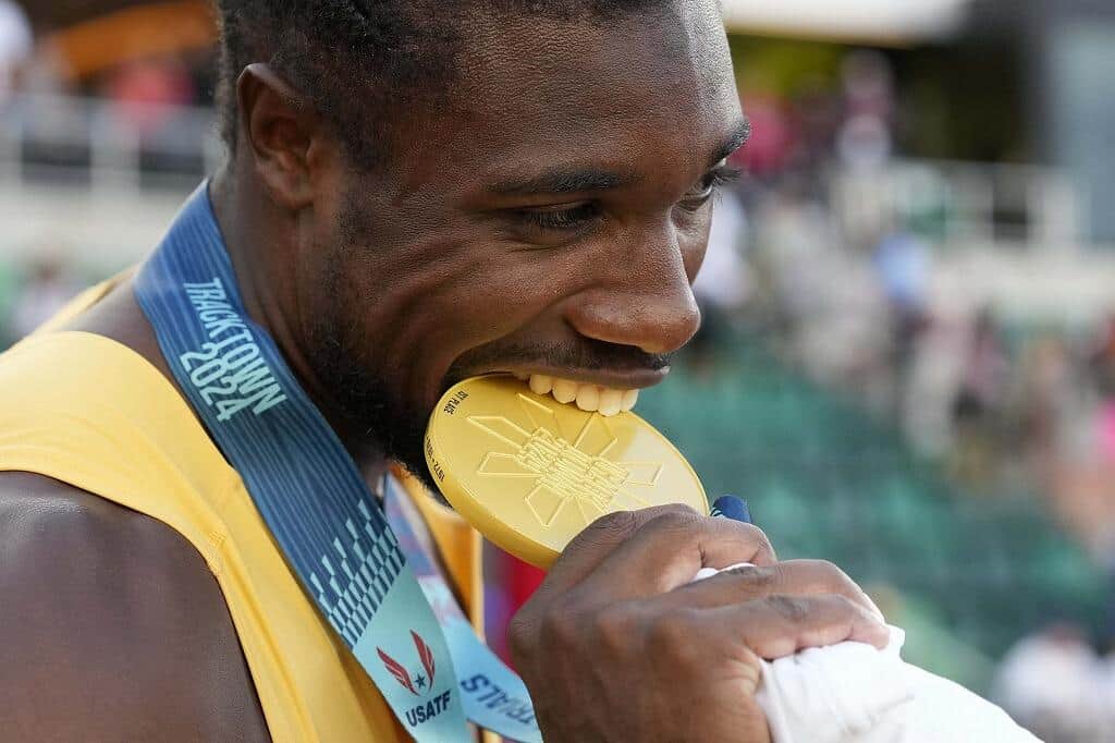 「青眼の白龍」「封印されしエクゾディア」で話題の「世界最速」ノア・ライルズ選手　「デュエルディスク」装着で登場！