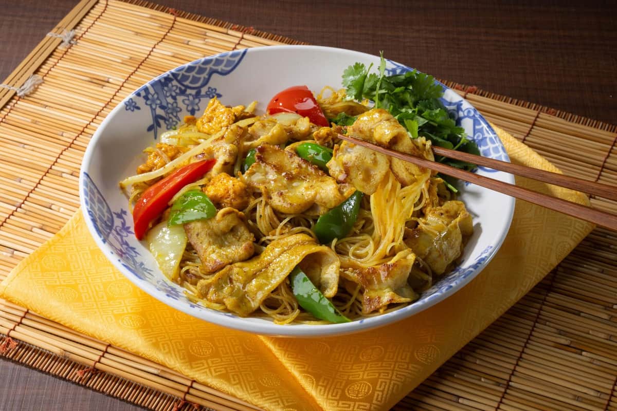 豚肉のカレービーフン（プレスリリースより）