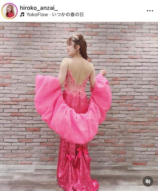 安西ひろこさんのインスタグラム（＠hiroko_anzai_）より