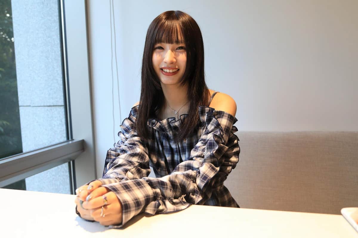 有名になれるまでは「崖っぷち」　元STU48・沖侑果が写真集「遊泳解禁」に込めた決意