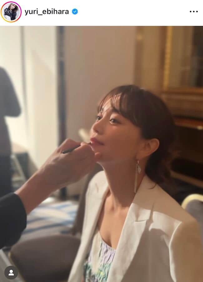 蛯原友里さんのインスタグラム（＠yuri_ebihara）より